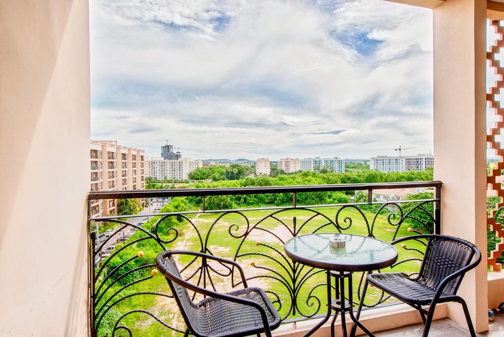 Atlantis Residence Jomtien Plajı Dış mekan fotoğraf